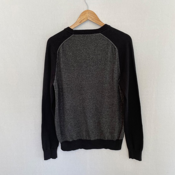 EXPRESS Men’s Size Medium Black & Gray Color Block Cardigan Sweater - Picture 2 of 5